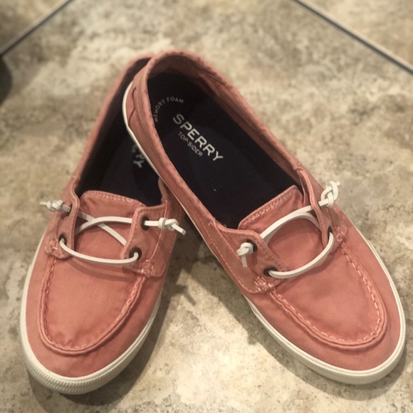 Sperry Shoes - Sperry slip on shoes